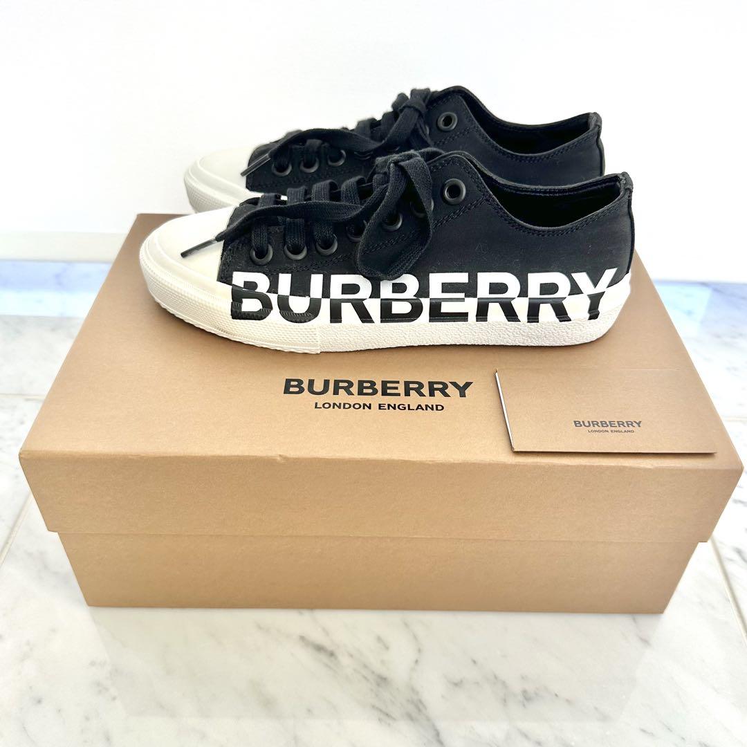 新品未使用 BURBERRY 36.5 サイドロゴブラック スニーカー 箱