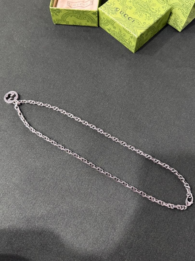 ロゴペンダント