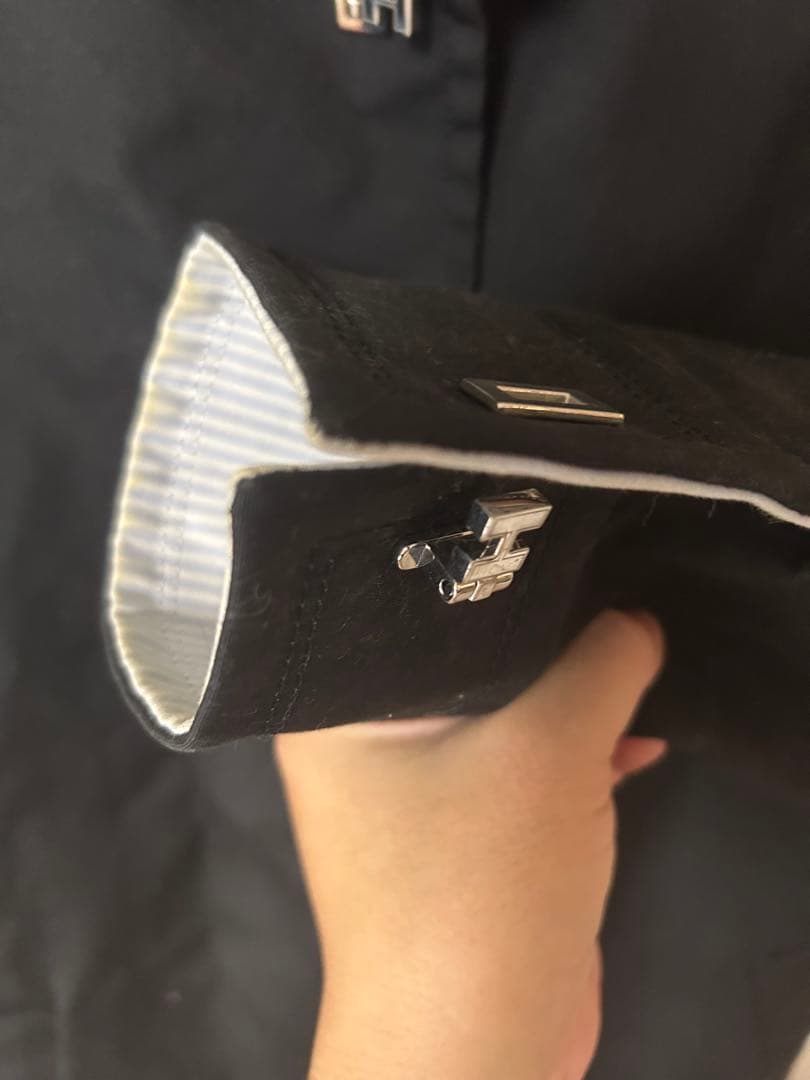 TOMMY HILFIGER ブラック トレンチコート サイズ2 TOMMY HILFIGER ブラック トレンチコート サイズ2