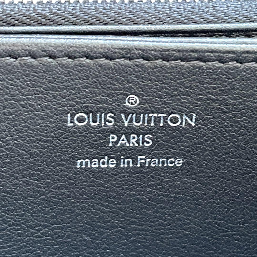 LOUIS VUITTON マヒナ ウォレット