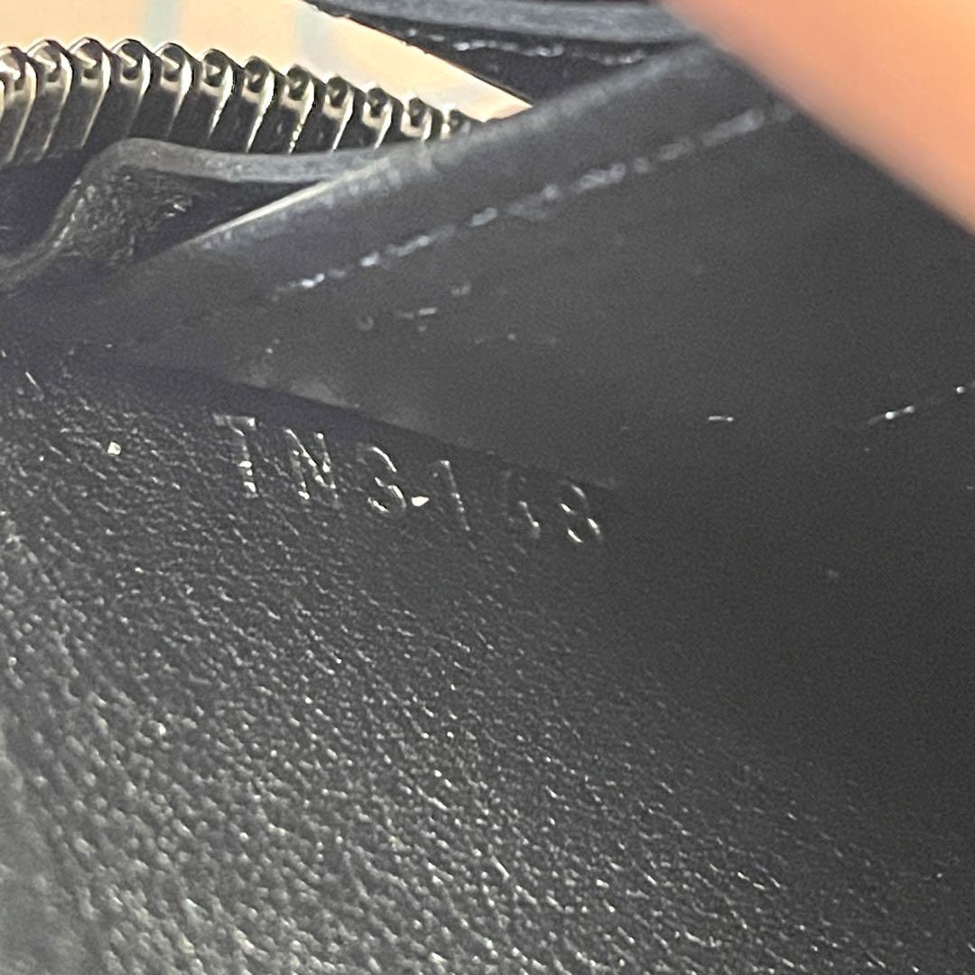 LOUIS VUITTON マヒナ ウォレット