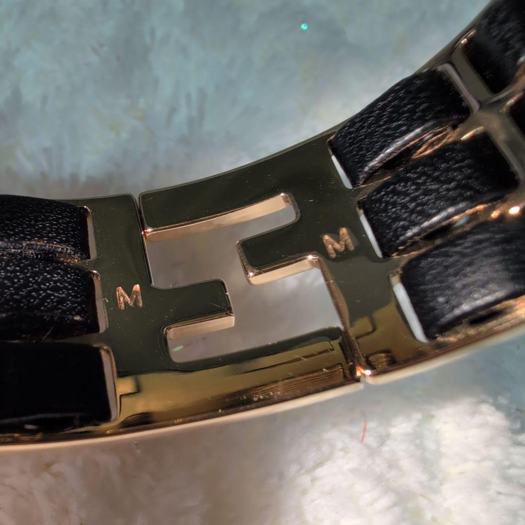 【✨極美品✨】FENDI　ブレスレット　バングル　ゴールド　レザー　16㎝