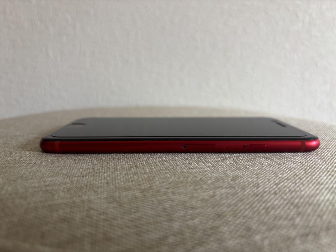 Apple iPhone SE (第2世代) 赤