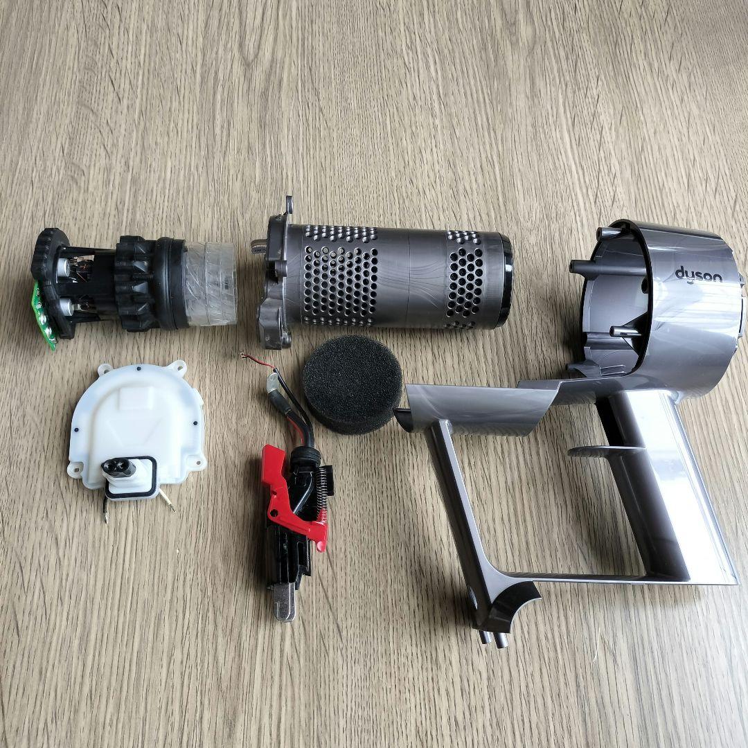 ダイソン V11 SV14 Dyson 掃除機 本体のみ - メルカリ