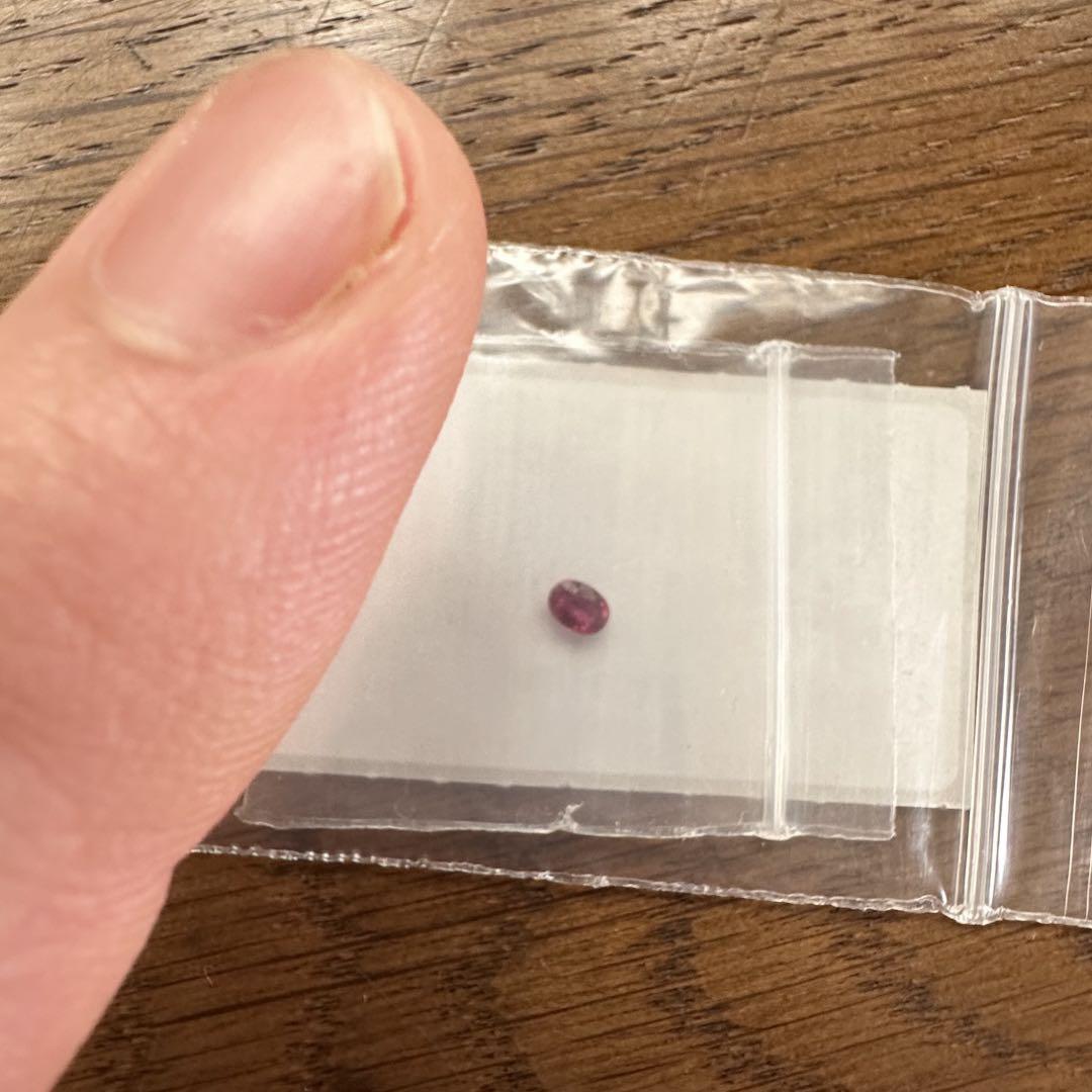 天然 ルビー ルース 0.20ct oval 非加熱 マダガスカル産