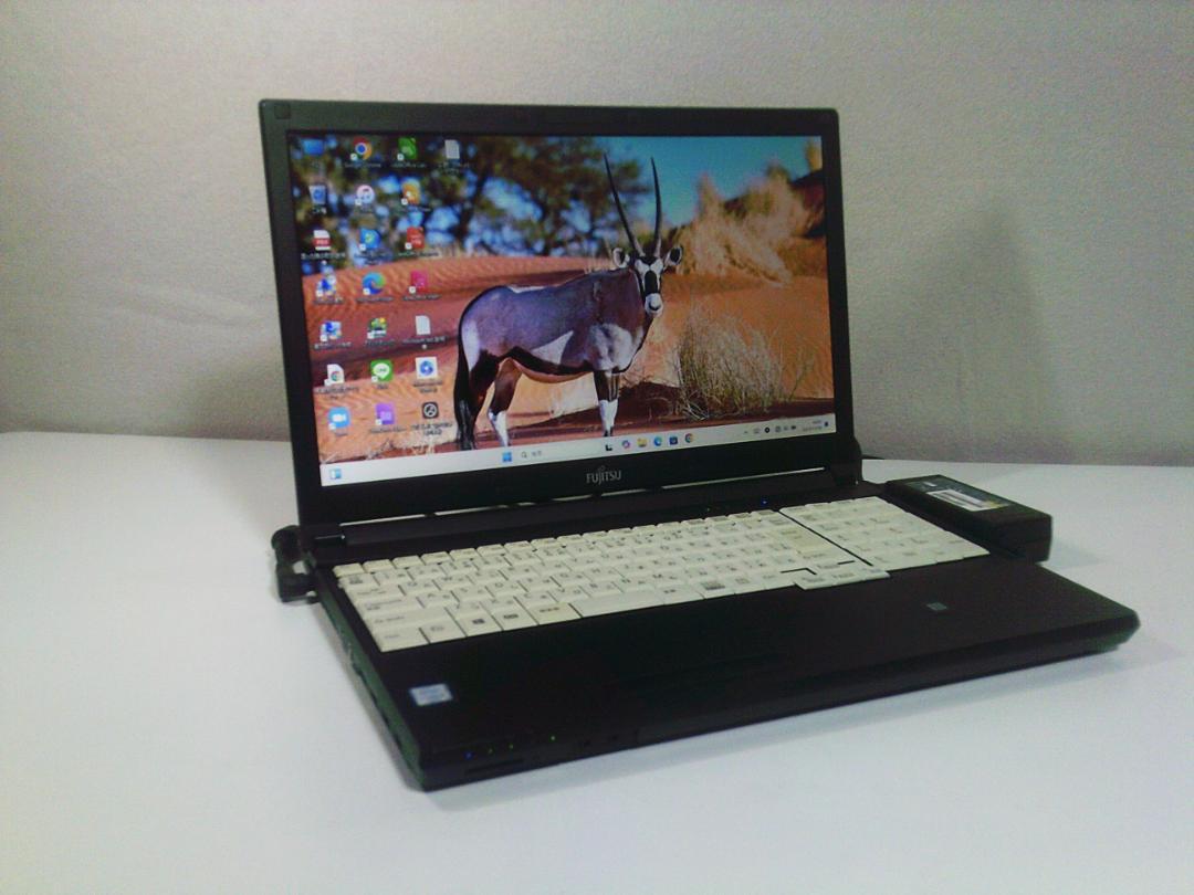 動作快適 爆速SSD256GB搭載