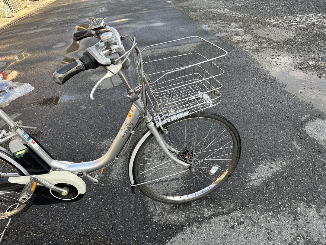 電動アシスト自転車 シルバー 前バスケット付き