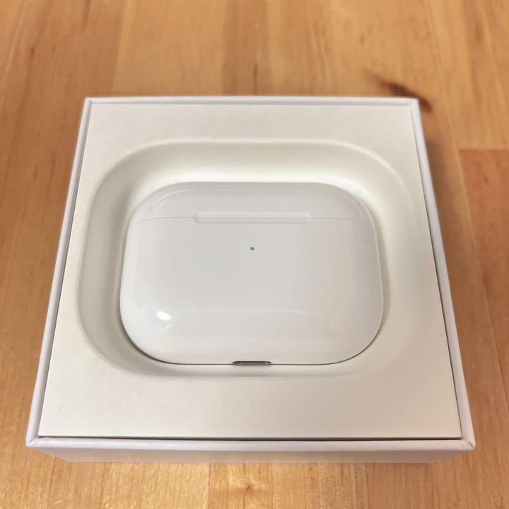 47%割引ホワイト系【中古】 新品未使用 Apple Airpods Pro MWP22J/A 代引き人気 EIlemoi様専用 WF-SP800N ブルー (L) イヤフォン