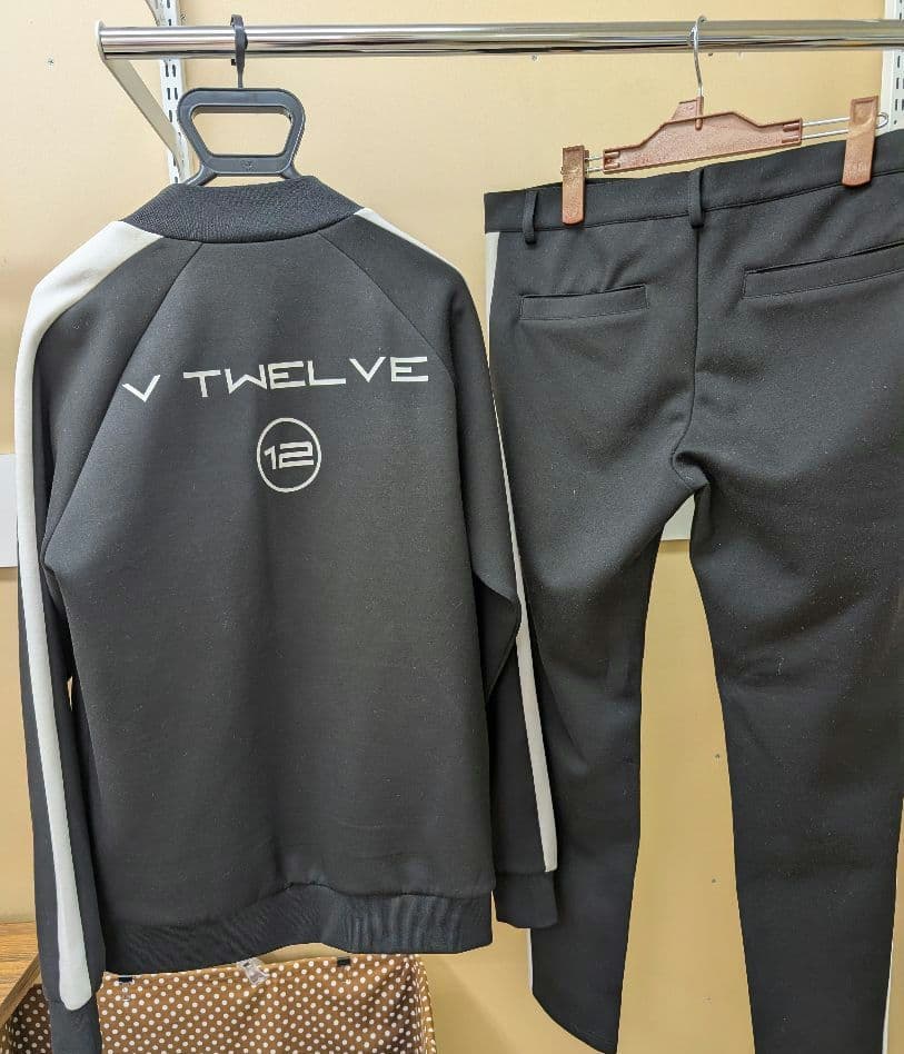 V12 ゴルフ ヴィ・トゥエルブ ゴルフウェアセットアップ XL