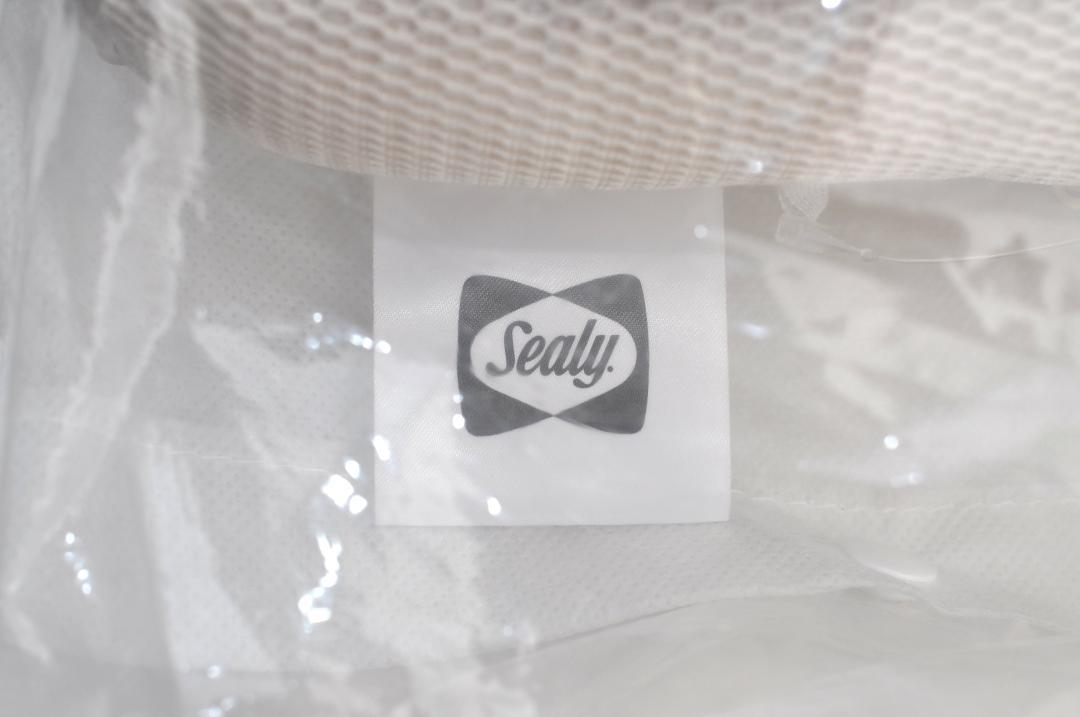 Sealy ソロテックスピロー60 TA2068