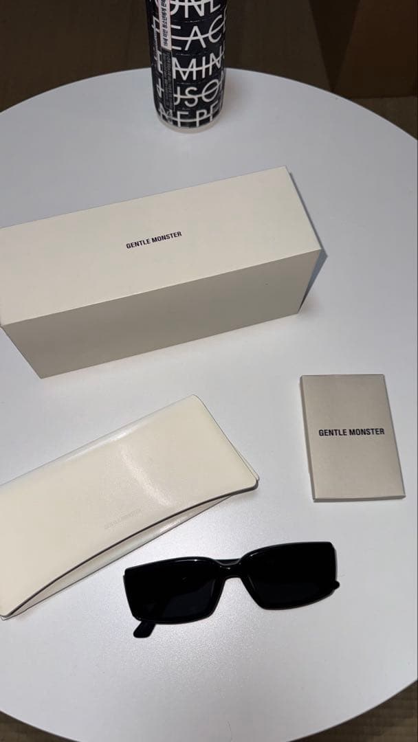 Gentle Monstar サングラス カニエウェスト 着用モデル