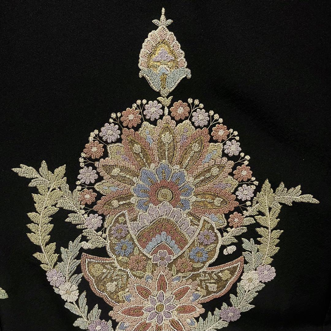 ①⓪⑧黒留袖　総刺繍　総相良　正絹　着物　比翼仕立て　美品　フォロー割対象外