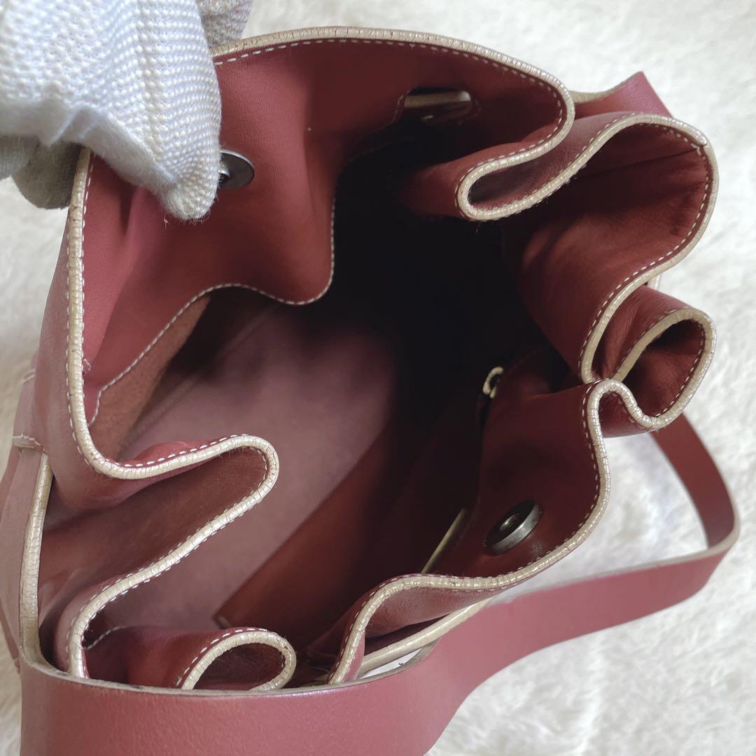 希少 LOEWE ロエベ 巾着 タッセル オールレザー ショルダーバッグ ロゴ 希少 LOEWE ロエベ 巾着 タッセル オールレザー ショルダー