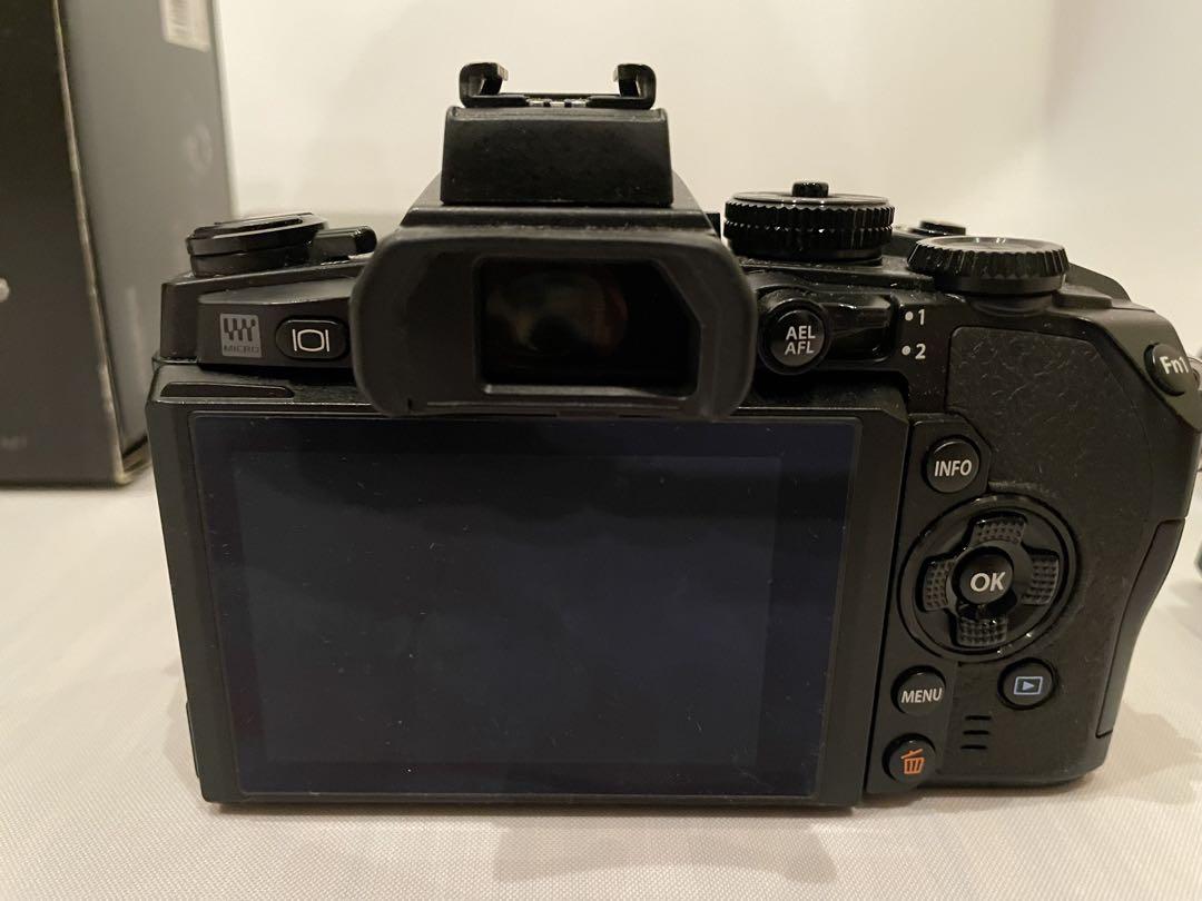 卍 OLYMPUS