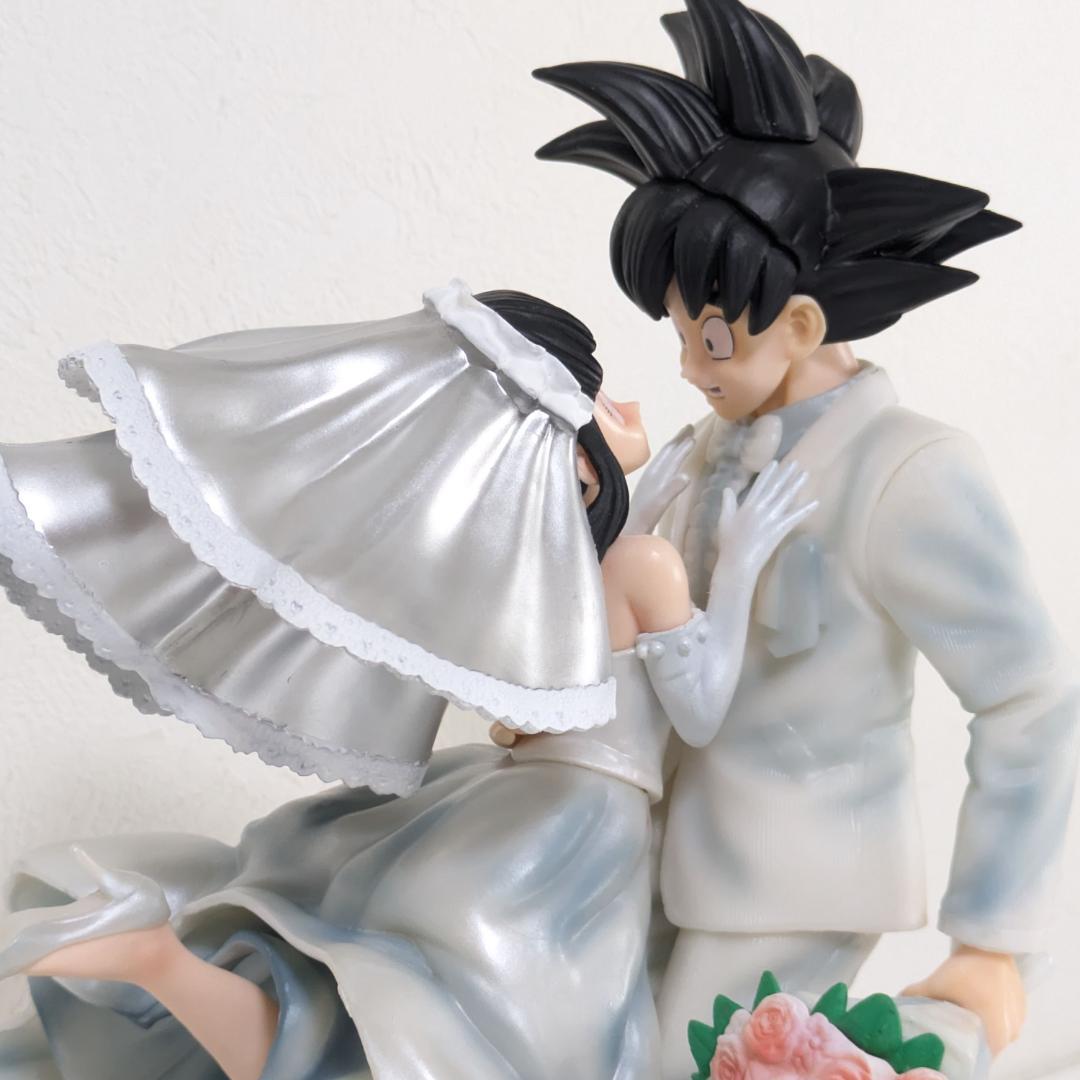 ドラゴンボール　悟空とチチ　ウェディングハグ　完成品フィギュア　箱付き　海外限定