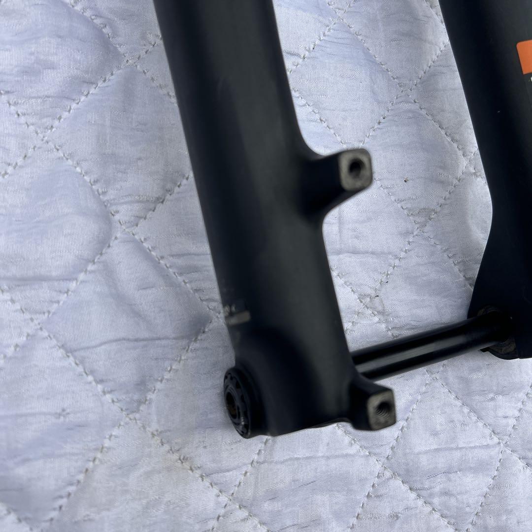 MTB 27.5 フロントフォーク130mm boost110x15mm エアー