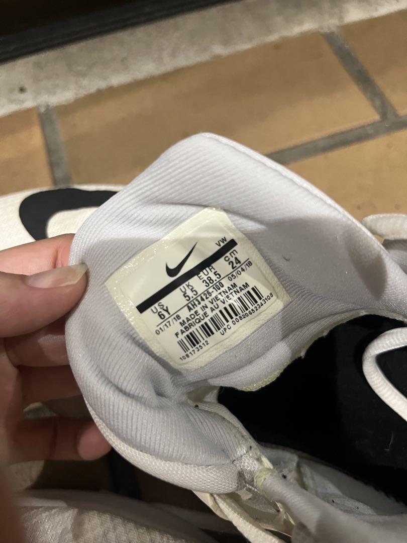 NIKE ナイキ　バスケットシューズ　ホワイト