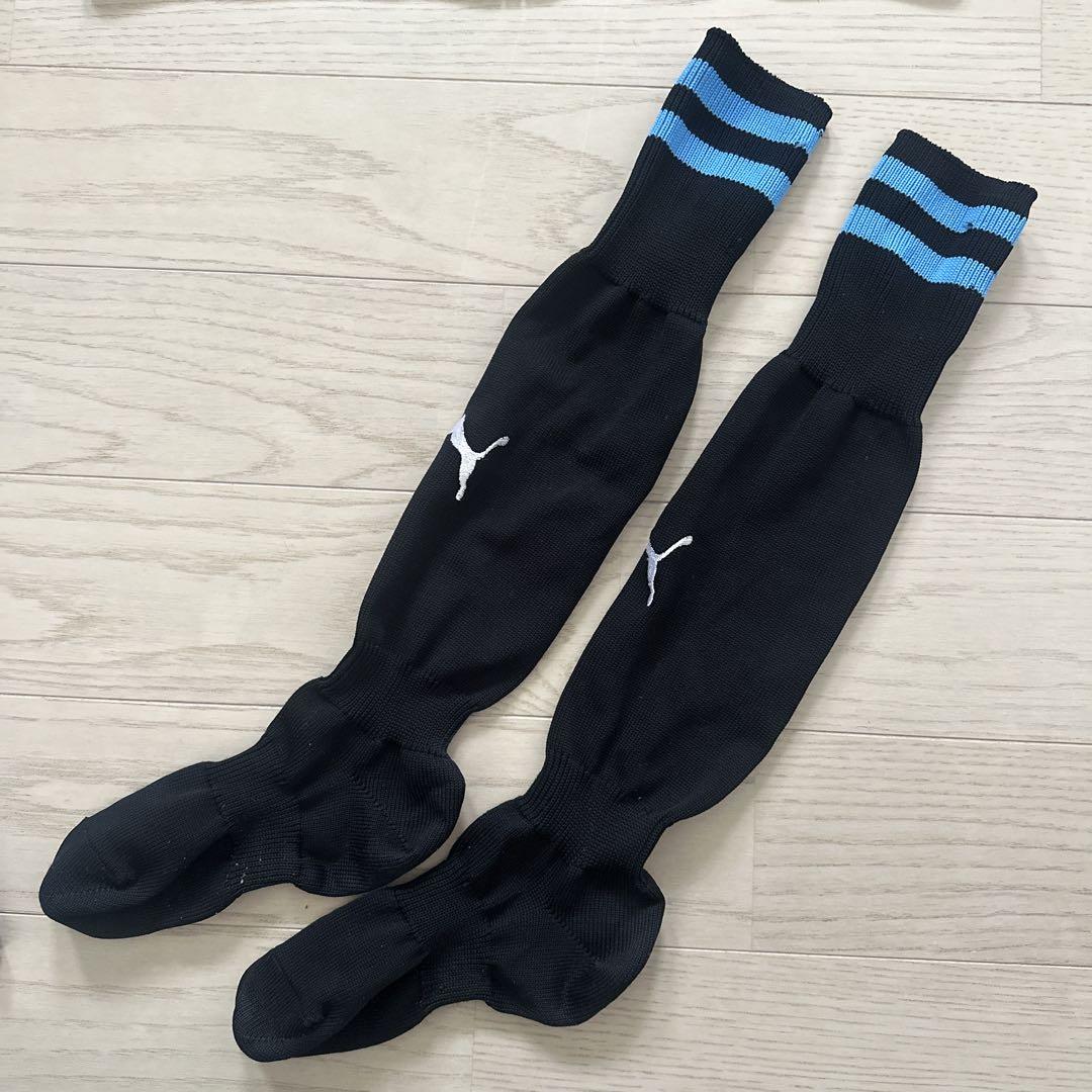 川崎フロンターレスクールユニフォーム3点【新品未使用：長袖】【美品：短パン靴下】