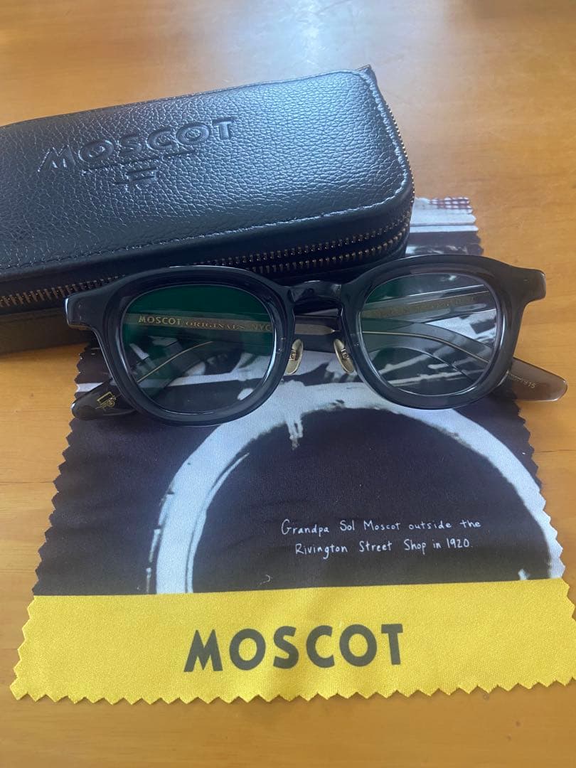MOSCOT DAHVEN JPN LTDモデル