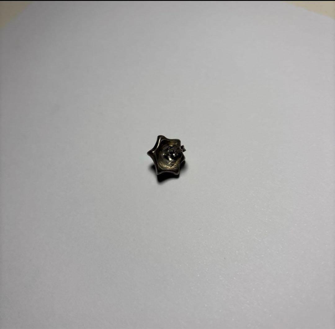 Maison Margiela片耳用ピアス