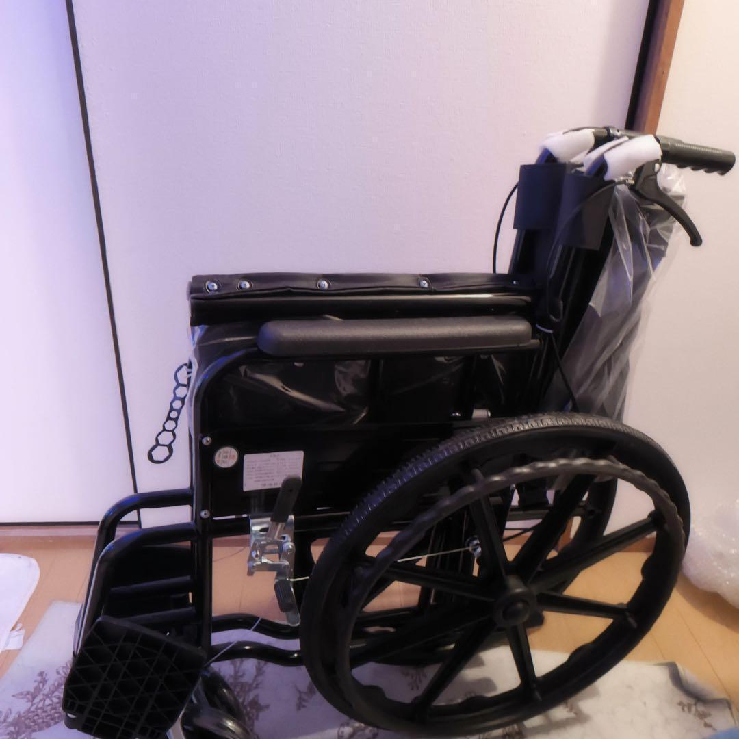 折りたたみ式 車椅子 座面幅約40cm 楽天市場】車いす 介助式 背折れタイプ 低床 座面幅40cm 非課税