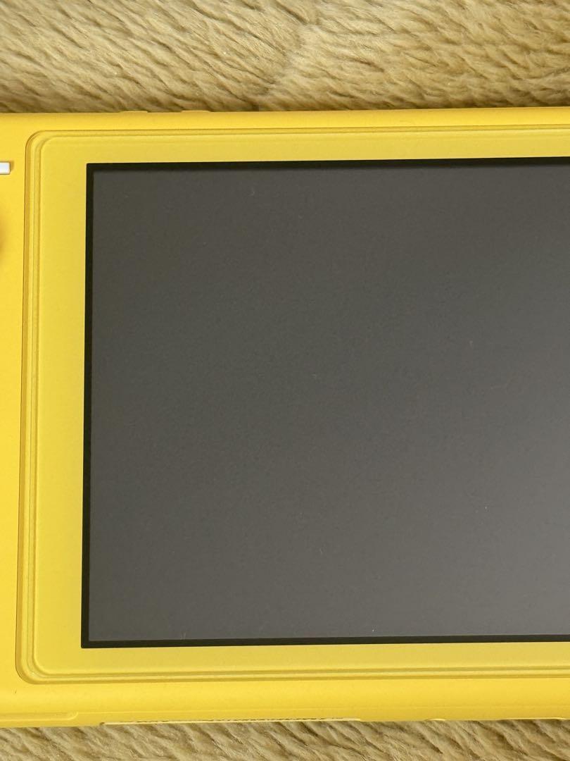 NINTENDO Switch Lite スイッチライト 本体　イエロー