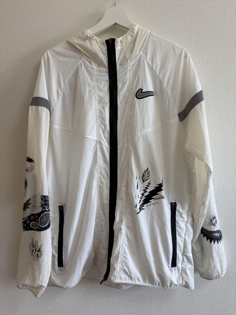 【希少！】NIKE ランニング　パーカー　ウィンドブレーカー ホワイト