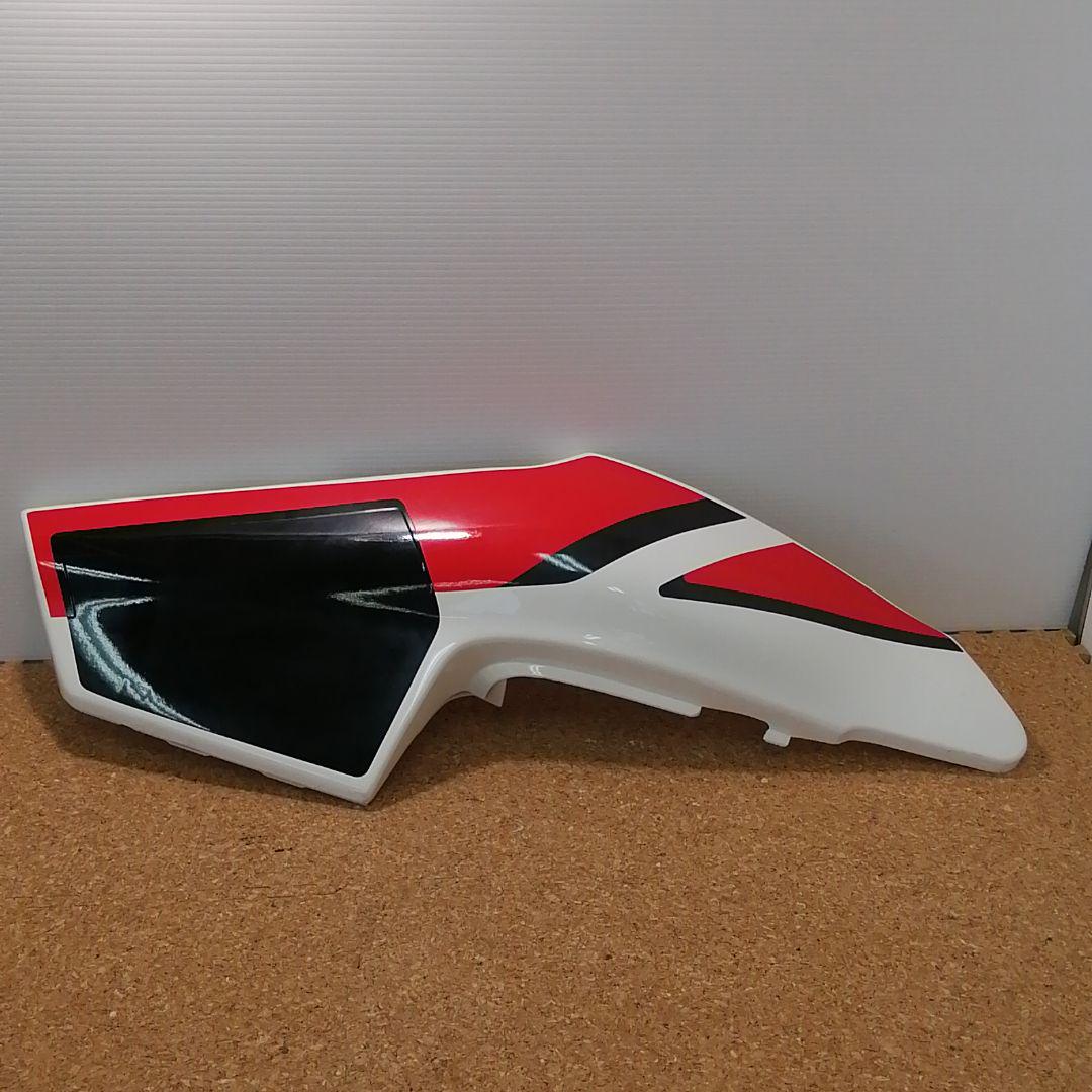 TZR50シートカウル