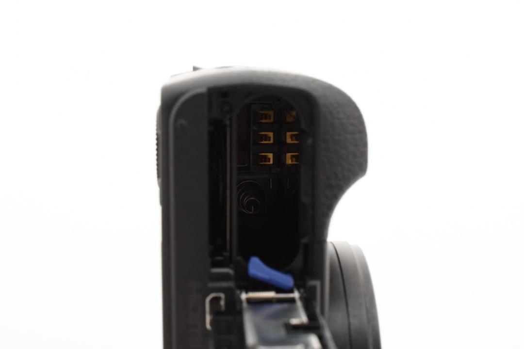 ■ ほぼ新品 ■ ソニー　SONY DSC-HX60V H250608#353