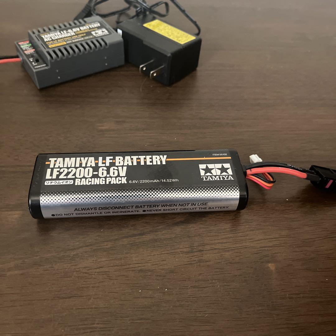 タミヤ リフェバッテリーLF2200 6.6V と充電器