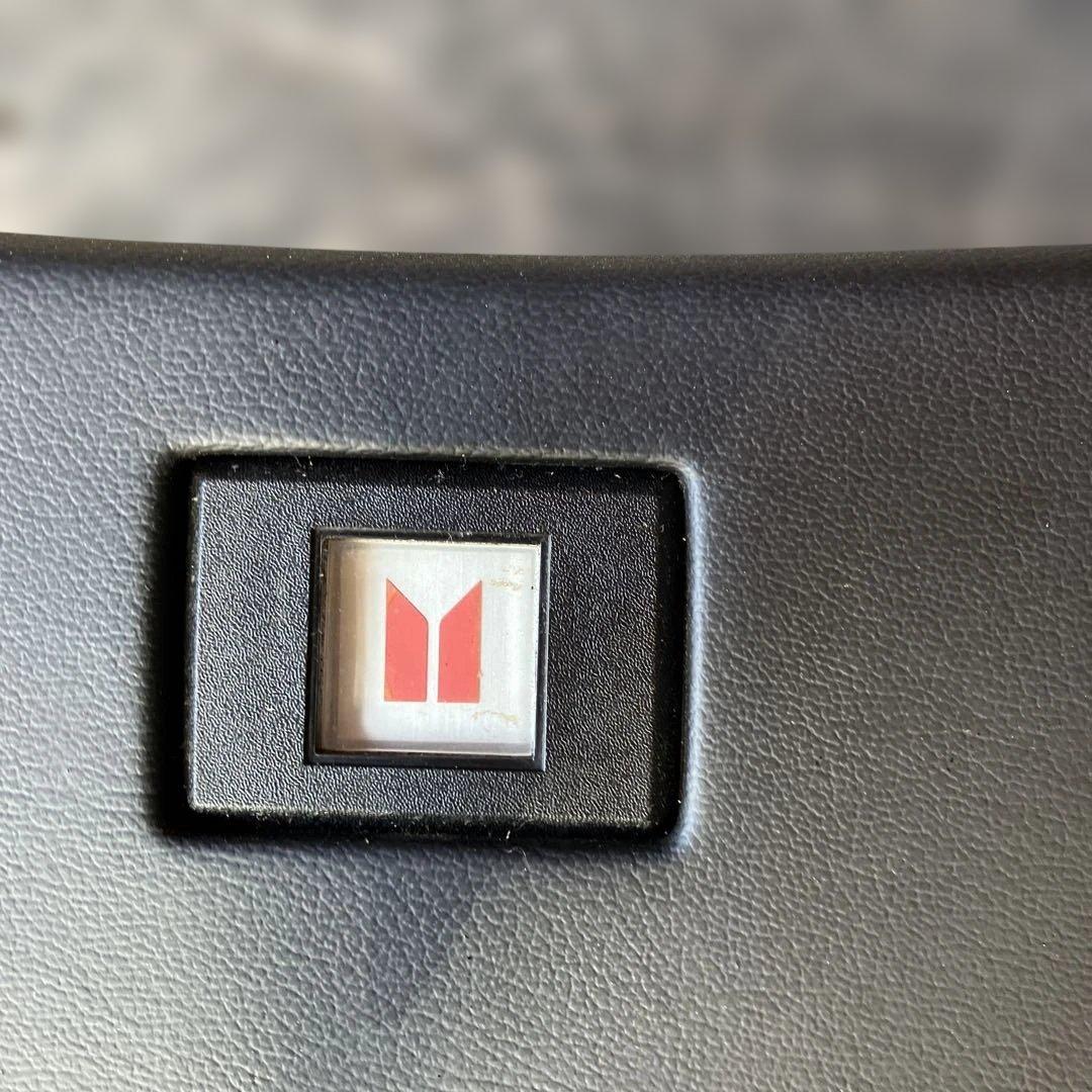 スポーツステアリング Mロゴ付き傷や汚れあり TRITUETUBI_COM