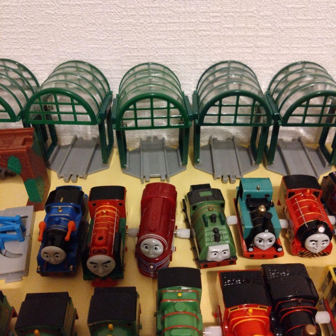 トーマス