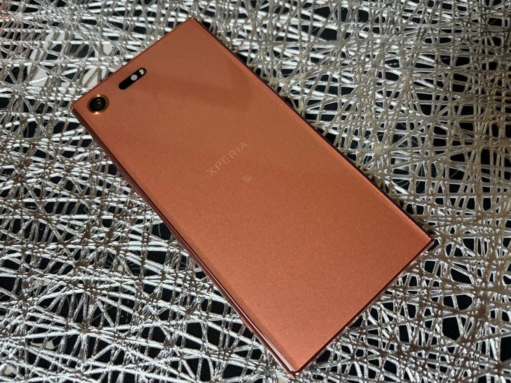 新品 Xperia XZ Premium SO-04J Bronze Pink