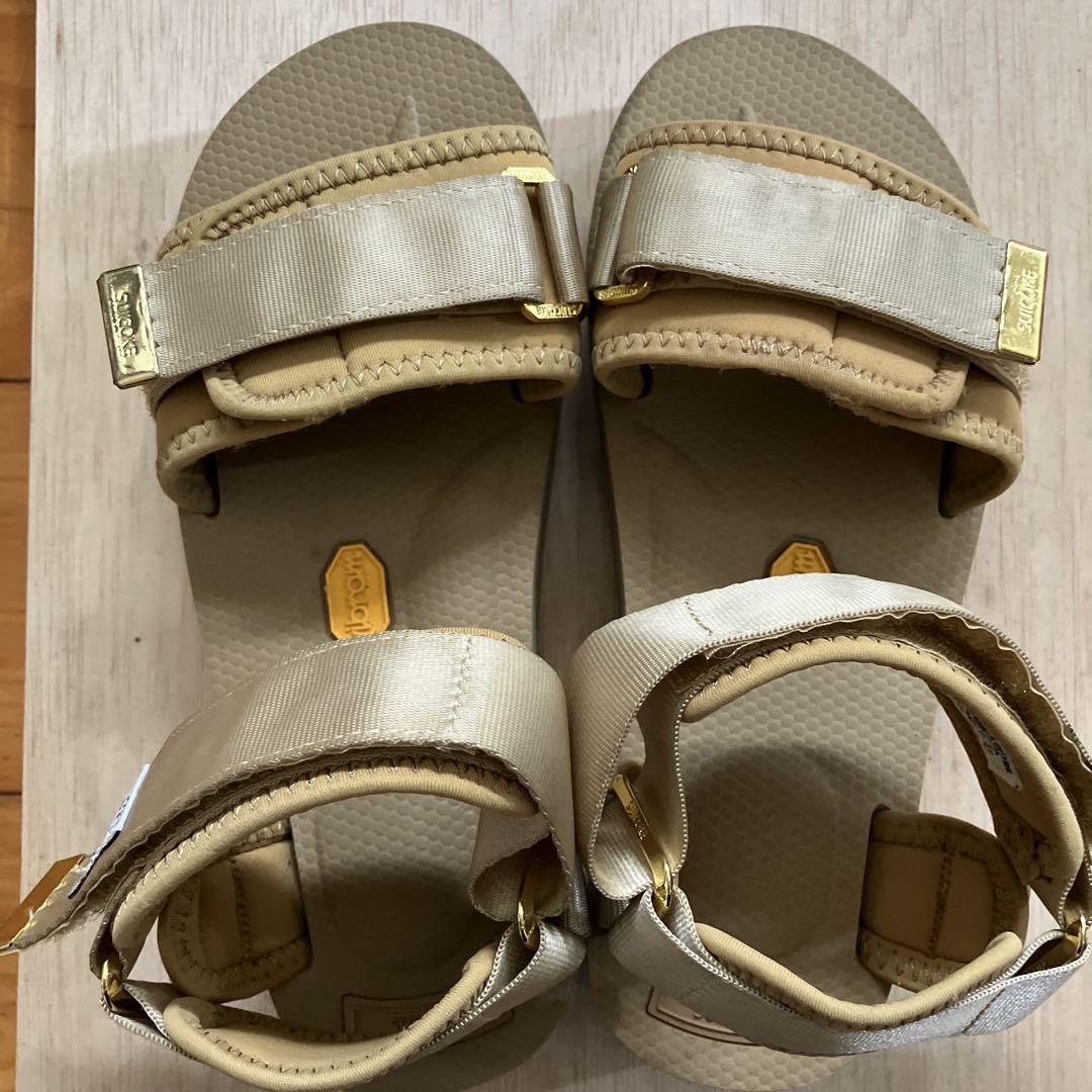 SUICOKE サンダル