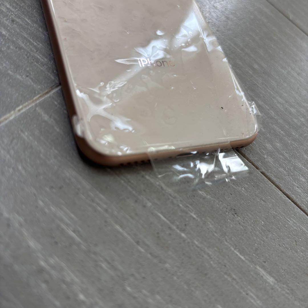 【新品】iPhone8 ゴールド 256GB