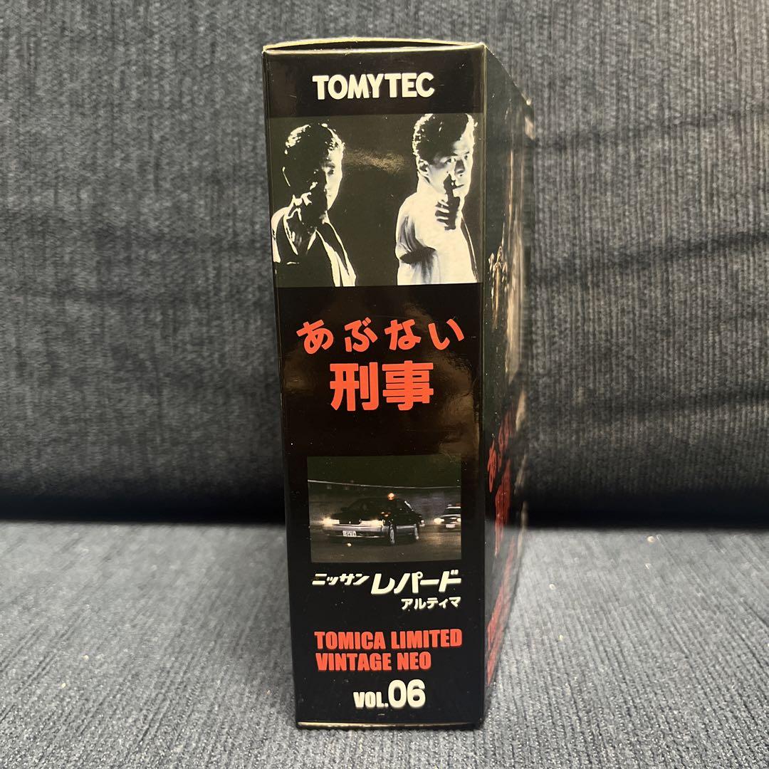 トミカ リミテッドヴィンテージNEO あぶない刑事 ニッ サンレパードアルティマ