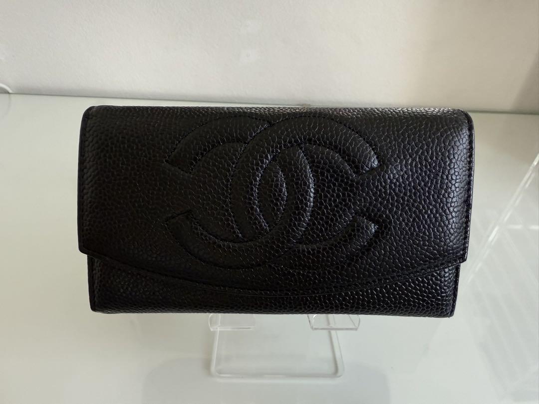 CHANEL オールブラック 三つ折り財布 CHANEL ブラック 三つ折り財布 - メルカリ