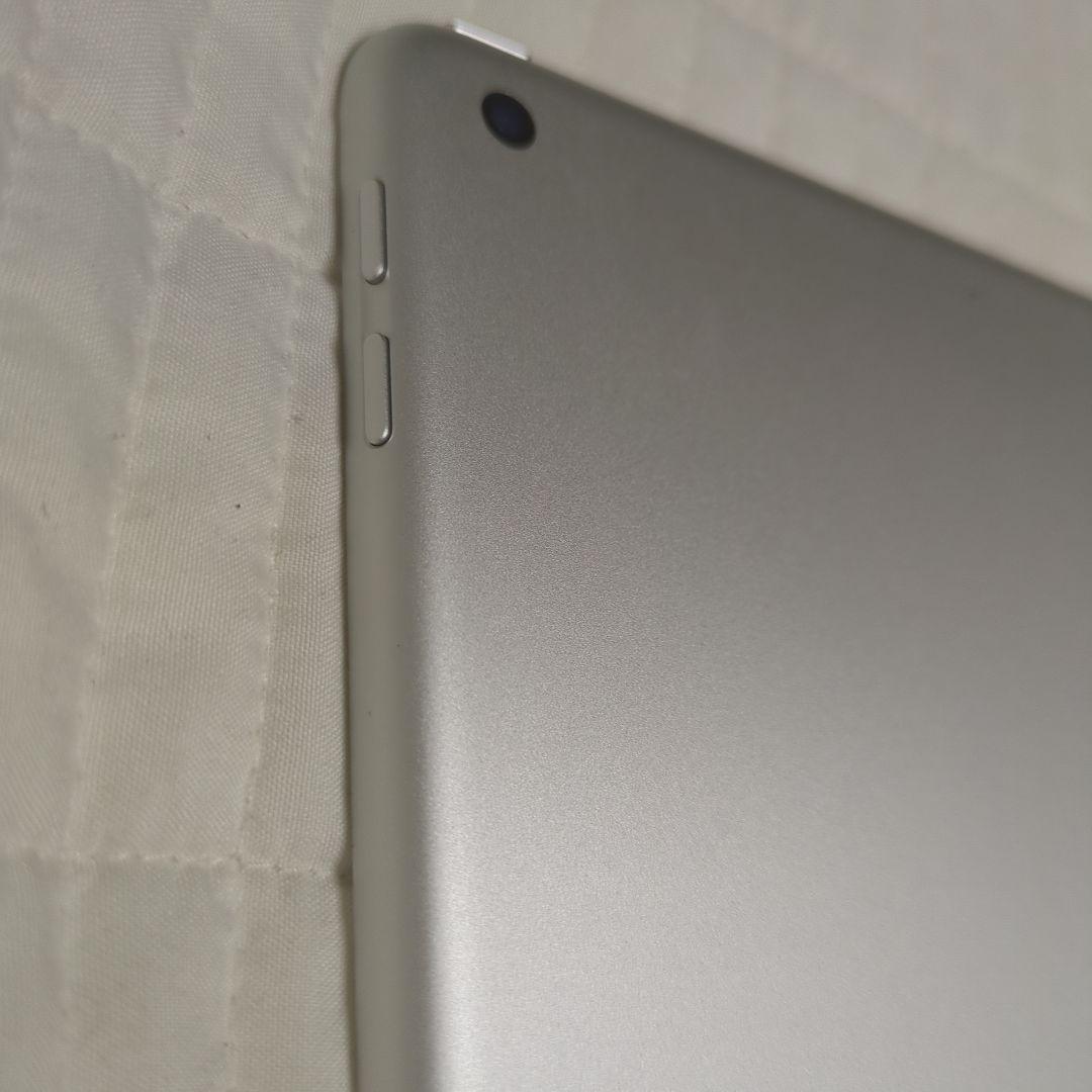 iPad 第6世代 9.7インチ 128GB WiFiモデル