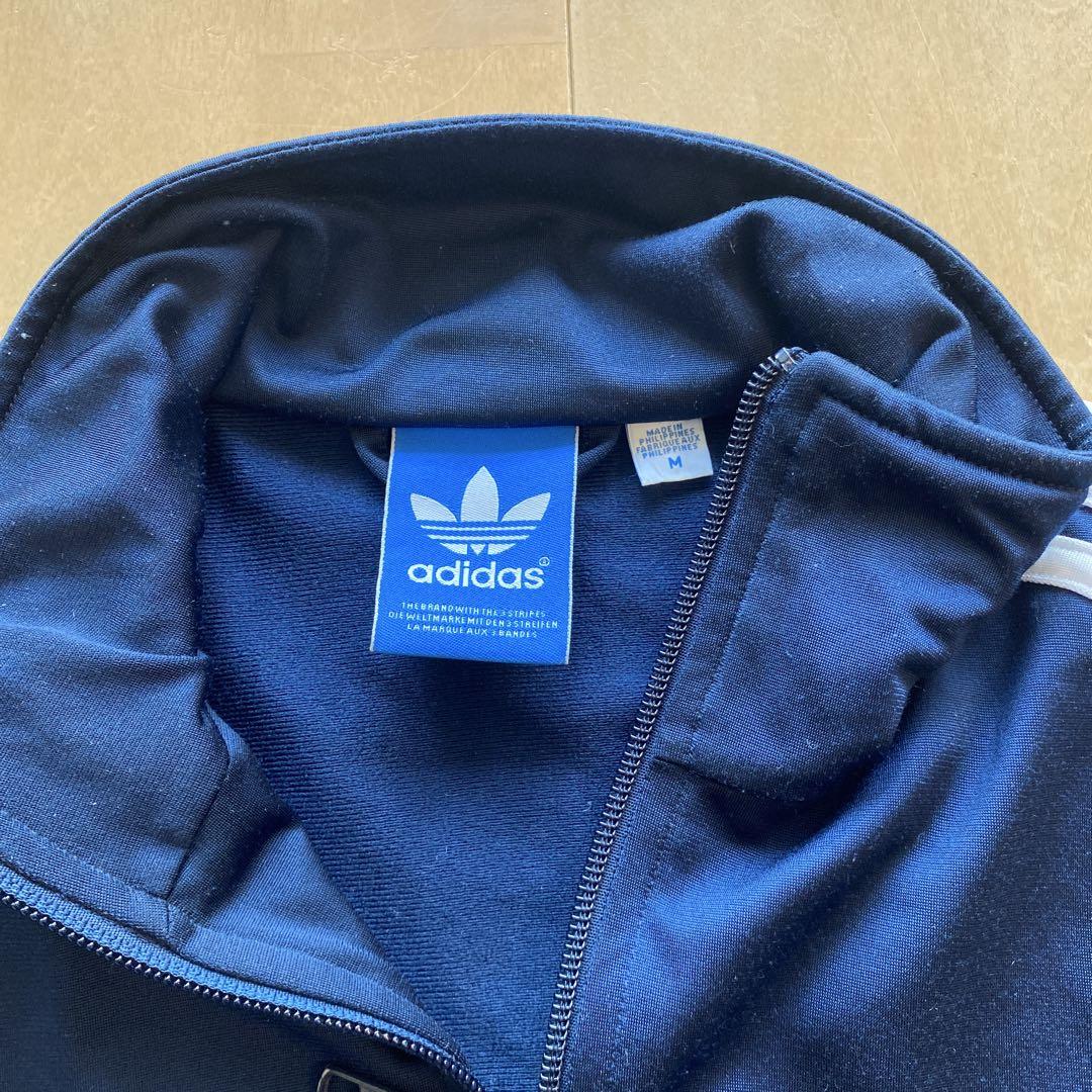 adidas ジャージ　セットアップ