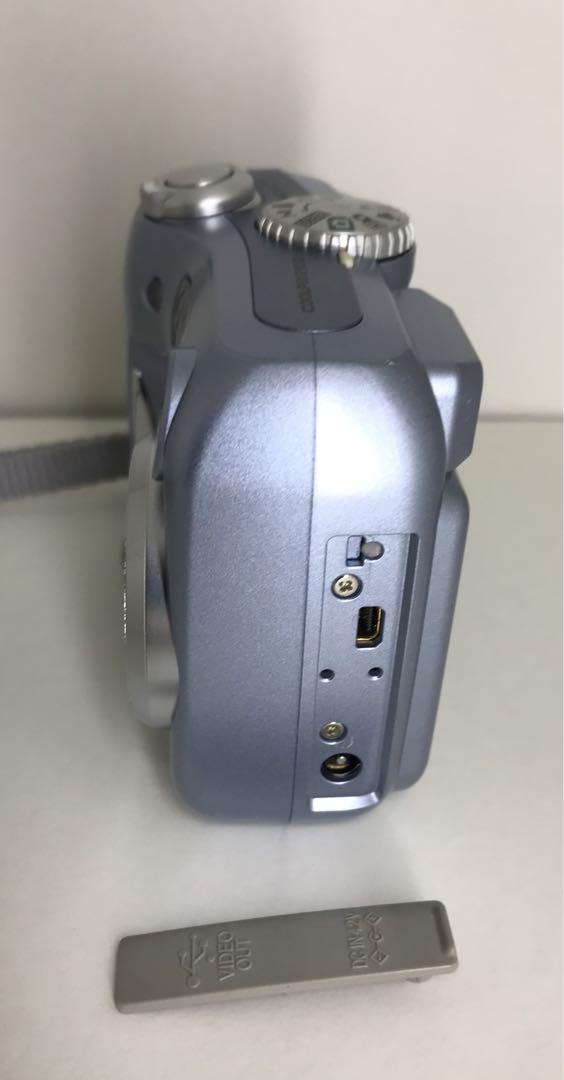 CFメモリ3枚付きNikon COOLPIX 2100 ★単3乾電池♪動作確認済