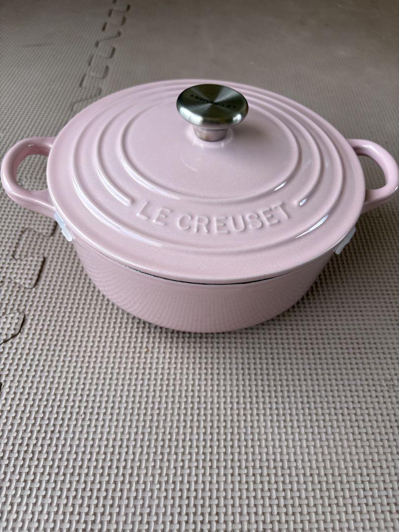 【美品】LE CREUSET シフォンピンク ココット両手鍋 約18cm