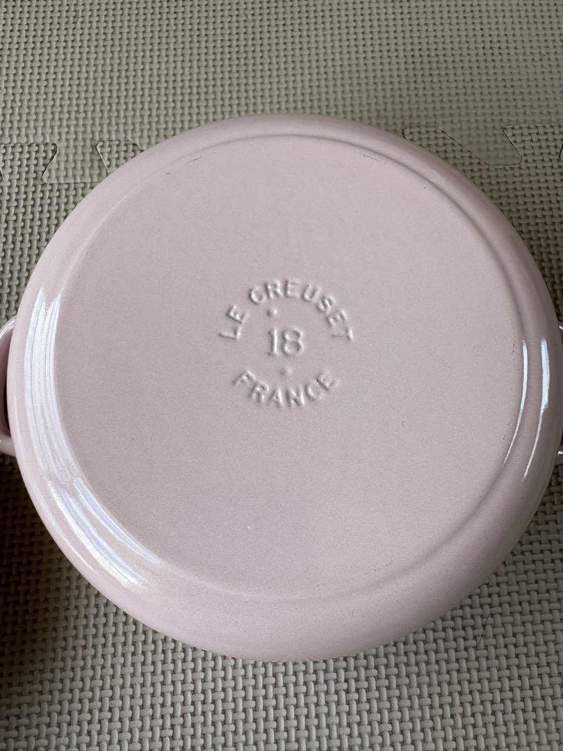 【美品】LE CREUSET シフォンピンク ココット両手鍋 約18cm