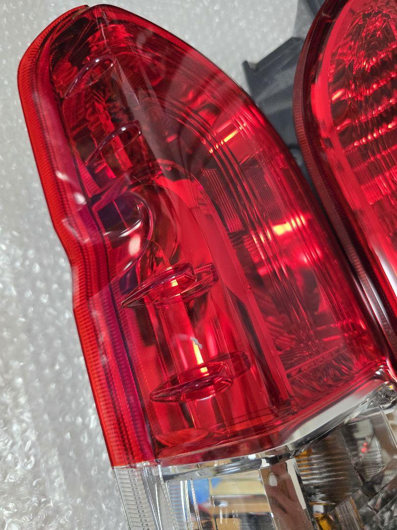 200系 ハイエース 純正 トヨタ テールランプ 左右セット ¹³