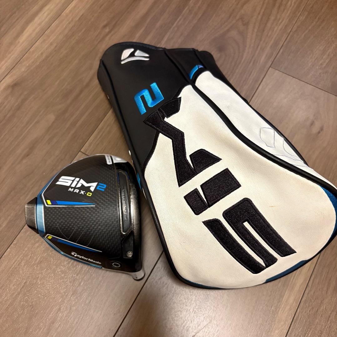 SIM2 MAX-D ドライバーTaylorMade