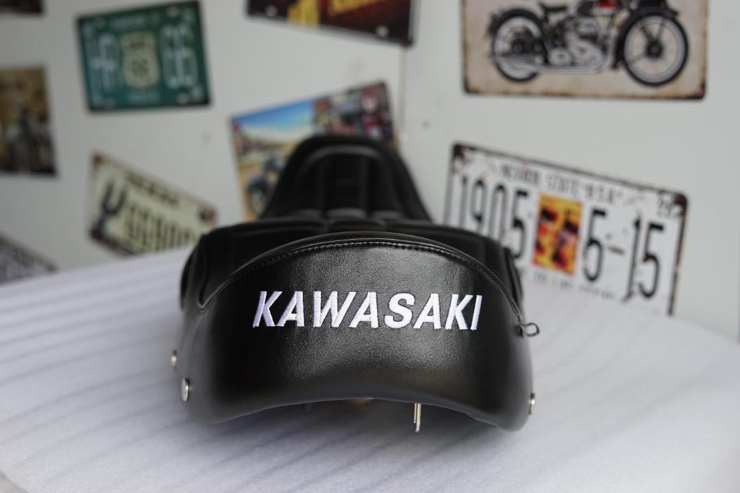 ［セール中］z900rs　シート　Javimotor　TYPE3　新品