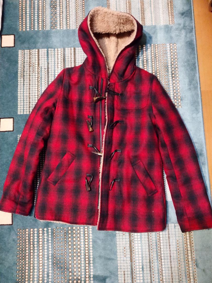CHIC and THINGS 赤いチェックのダッフルコート