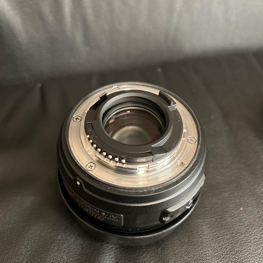 AF-S DX Nikkor 35mm f1.8G AF-S DX Nikkor 35mm f1.8G