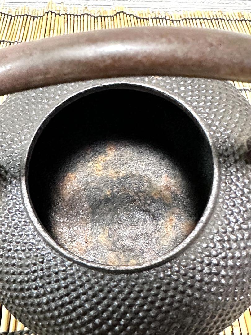 ＵＳＥＤ、良品　南部釜師造　別誂丸アラレ　鉄瓶　南部鉄瓶　南部鉄器　調理器具