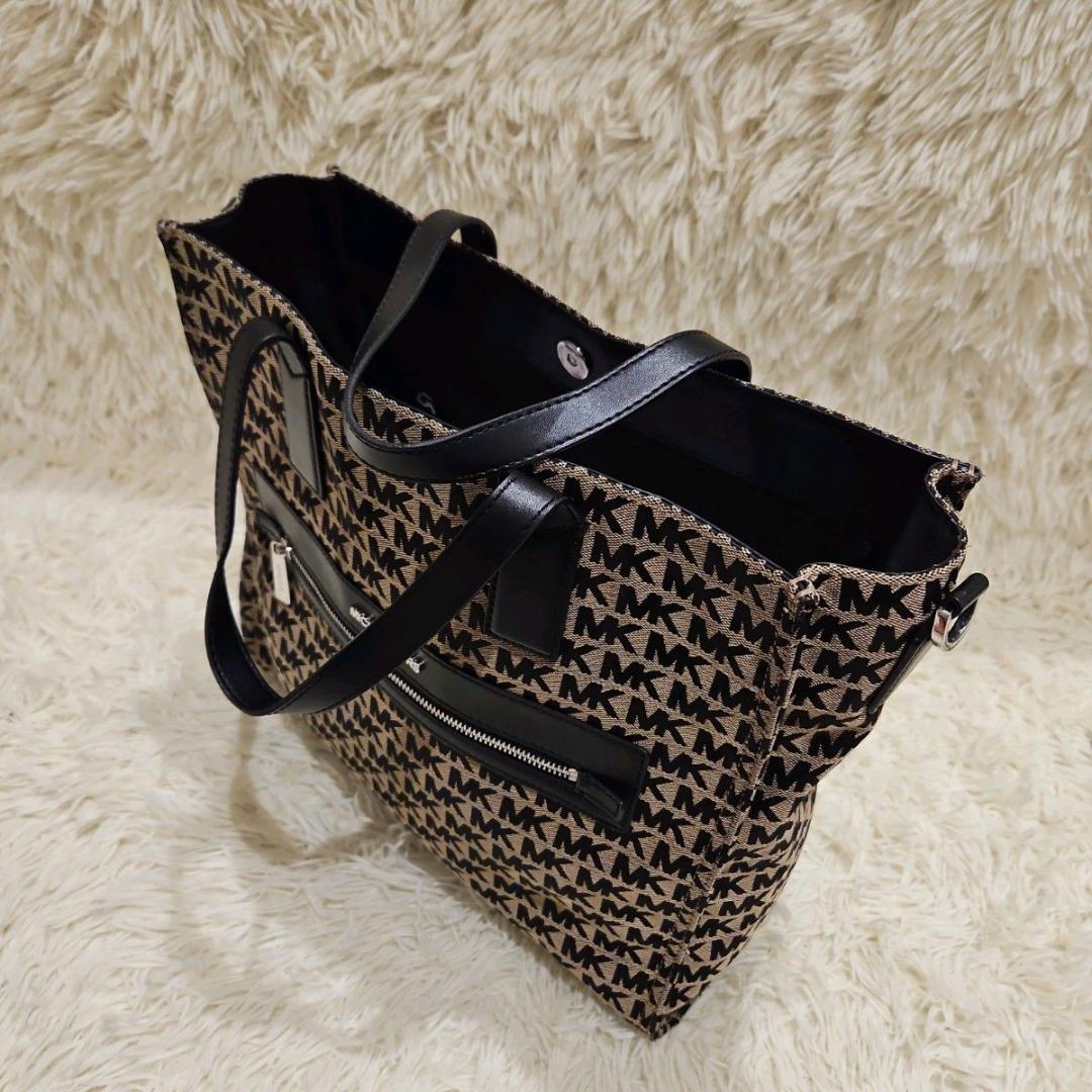 MICHAEL KORS マイケルコース トートバッグ 2way 総柄 黒 A4