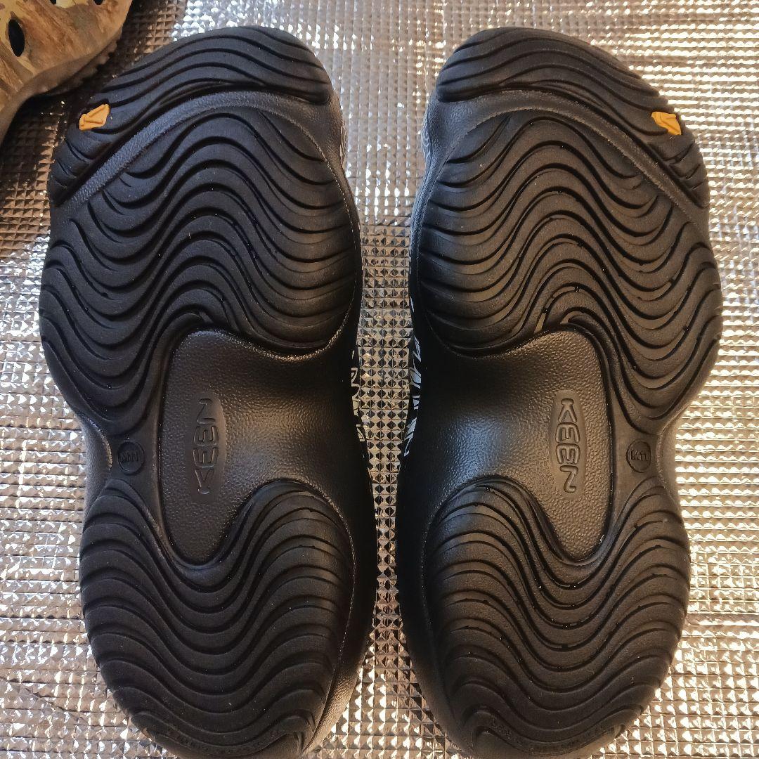 KEEN　2足セット　H&Sブラック、カモフラージュ